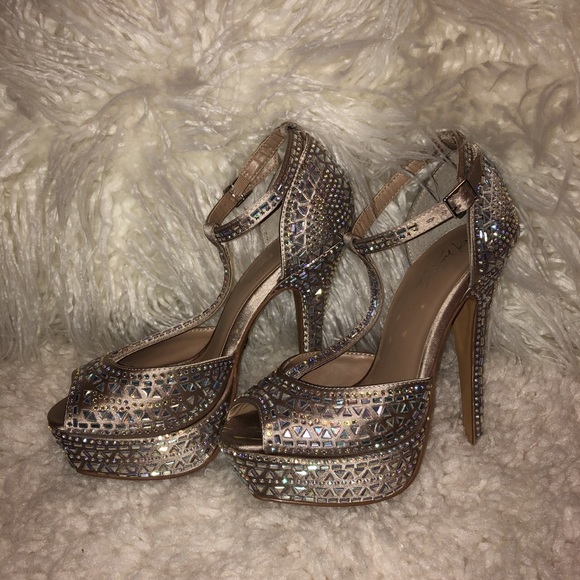 Crystal Heels - Picture 1 of 4
